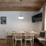 Weidenchalets