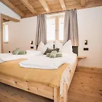Деревянный коттедж Weidenchalets *